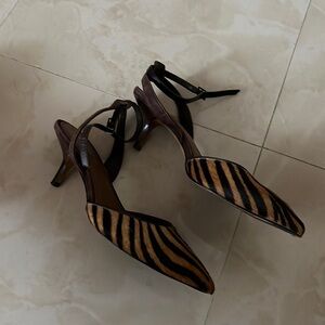 DONALD J PLINER DJP CALF HAIR KITTEN HEELS - 8